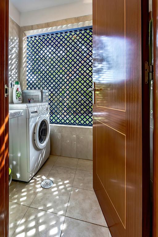 Апартаменты Beautiful House In Club De Mar Эль-Пальмар Экстерьер фото